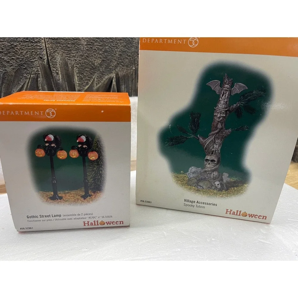 Dept 56 Halloween Spooky Totem & Gothic Vulture Street Lamp Set 53063 52961